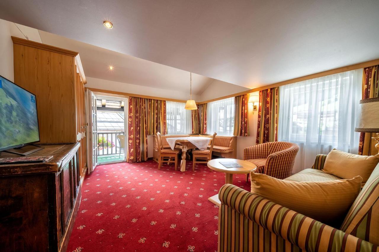 Hotel Tannbergerhof Im Zentrum Von Lech ภายนอก รูปภาพ