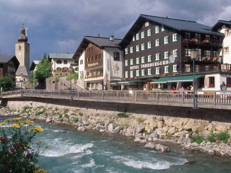 Hotel Tannbergerhof Im Zentrum Von Lech ภายนอก รูปภาพ